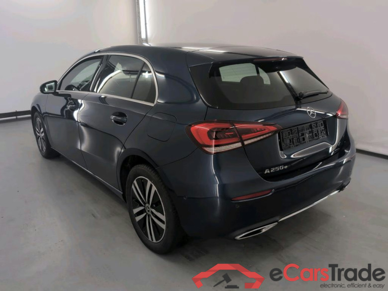 MERCEDES-BENZ CLASS A (W177) A 250 e PHEV Business Solution #3