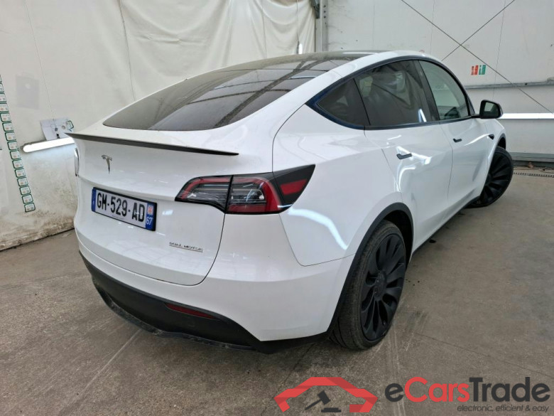 TESLA Model Y / 2020 / 5P / SUV Performance Dual Motor AWD #4