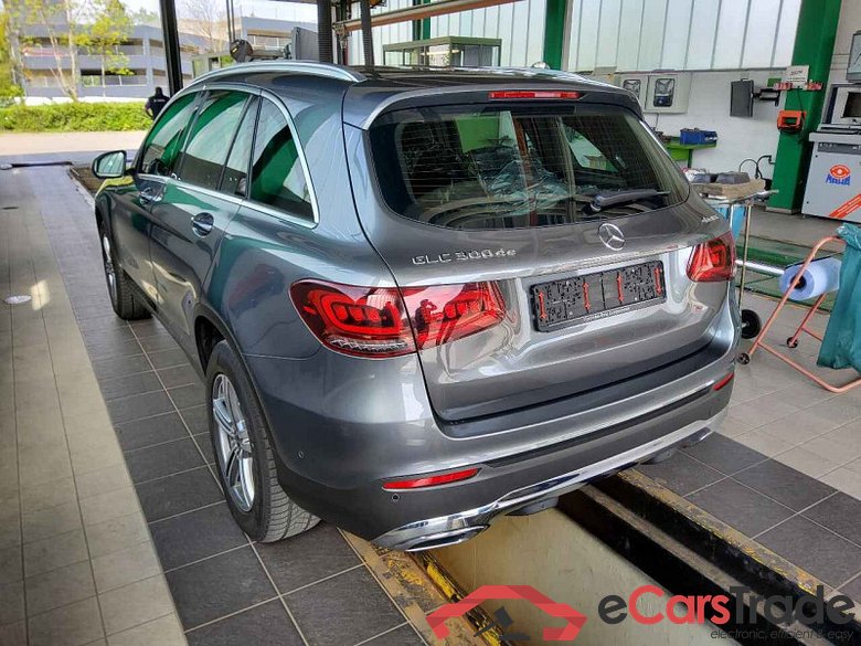 Mercedes-Benz GLC (BM 253)(06.2015->) DE - SUV5 GLC 300 de EU6d, 4Matic, (Facelift) 2020 - 2022 #4