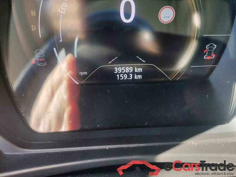 RENAULT Kadjar / 2019 / 5P / crossover Zen GPF TCe 103kW (140CV) EDC (AC) #5