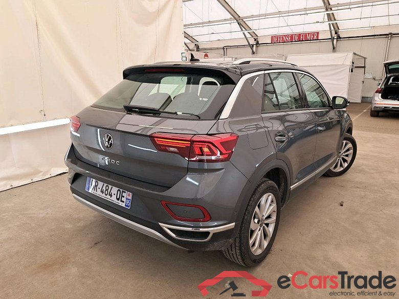 VOLKSWAGEN T-Roc / 2021 / 5P / SUV 1.5 TSI 150 EVO STYLE DSG7 #3