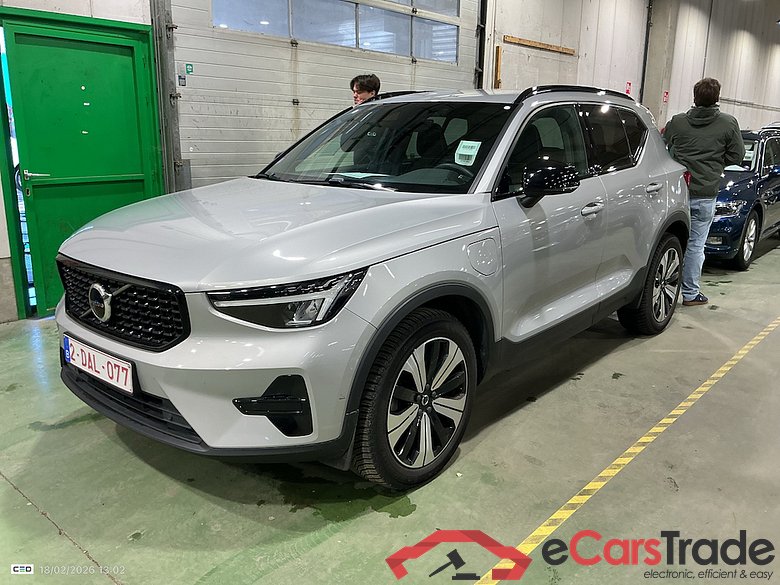 VOLVO XC40 1.5 T4 PHEV PLUS DARK DESIGN DCT #1