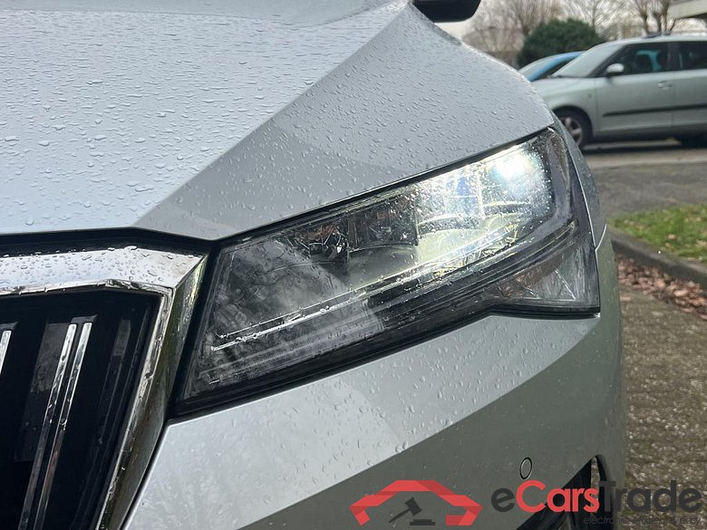 SKODA Superb Combi 110 kW #4