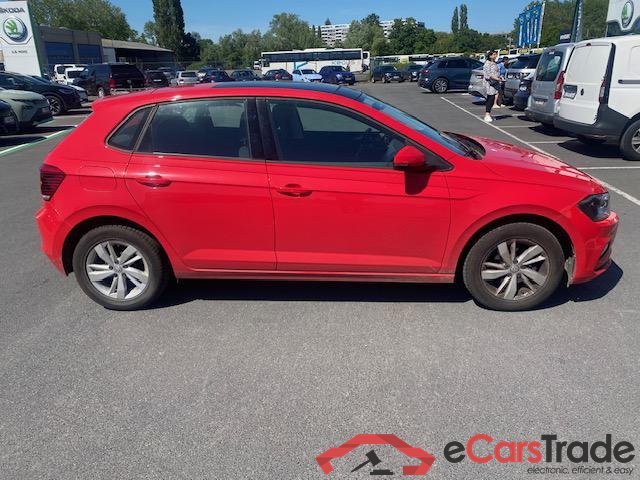 VOLKSWAGEN Polo Polo Comfortline 1.0 59 kW (80 ch) 5 vitesses manuel #4