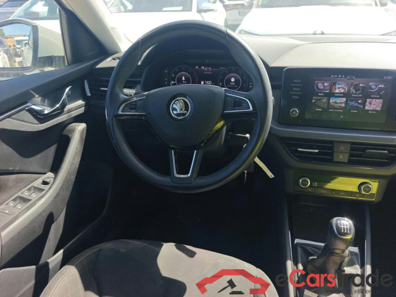SKODA Kamiq / 2019 / 5P / todoterreno 1.6 TDI 85kW (115CV) Ambition #3