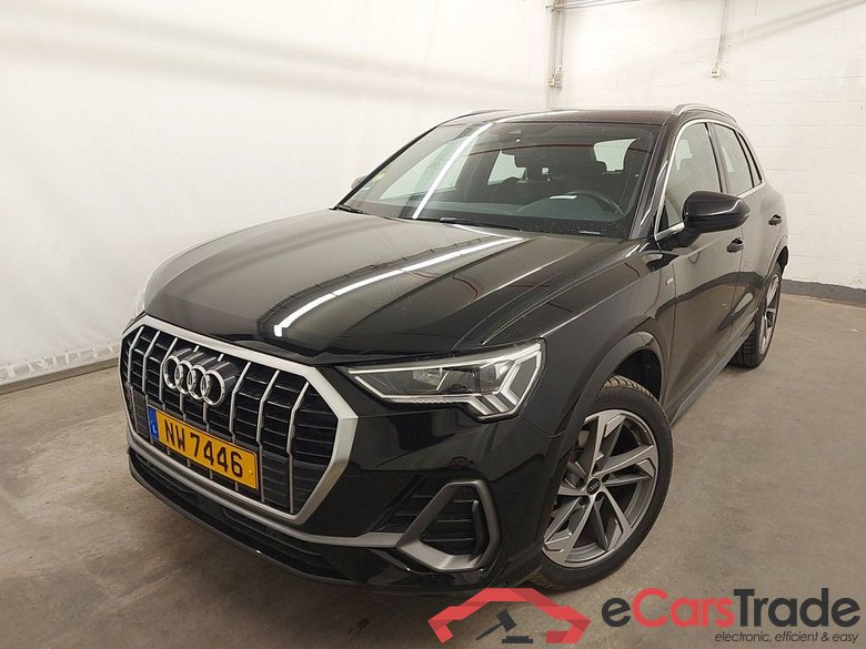 AUDI Q3 DIESEL - 2019 35 TDi 150hp S line S tronic (EU6AP) 5d #1