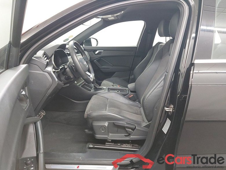 AUDI Q3 DIESEL - 2019 35 TDi 150hp S line S tronic (EU6AP) 5d #3
