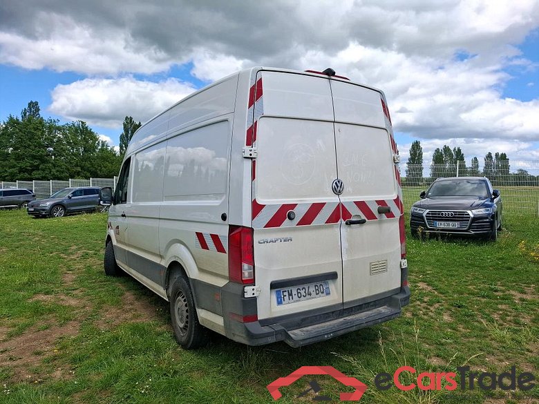 Crafter Fourgon Fourgon 35 mittlerer Radstand mit Hochdach FWD 2.0 140CV BVM6 #2