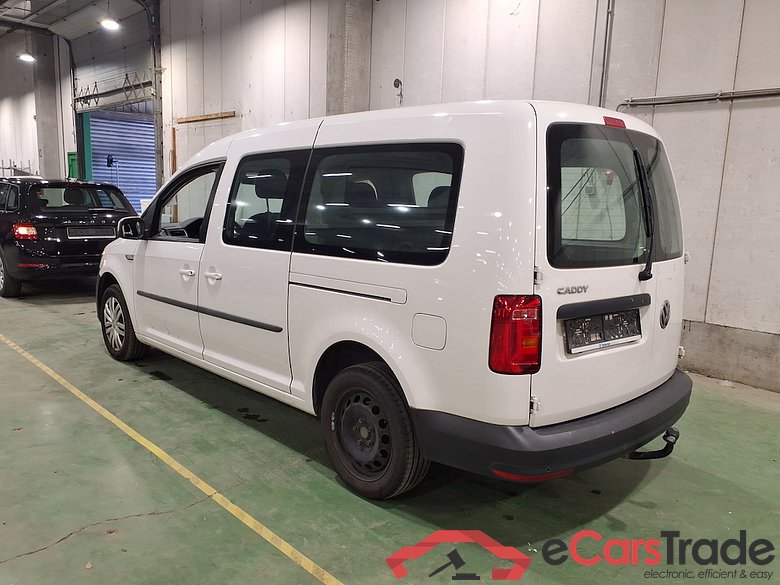 VOLKSWAGEN CADDY MAXI DIESEL - 2015 2.0 TDi SCR Trendline (EU6.2) #2