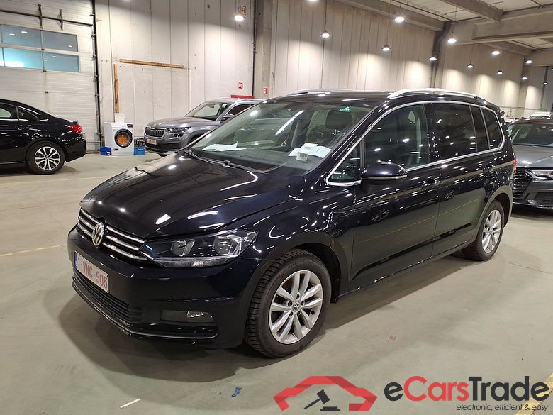 VOLKSWAGEN TOURAN DIESEL - 2015 1.6 TDi SCR Highline DSG (EU6.2) STOCK