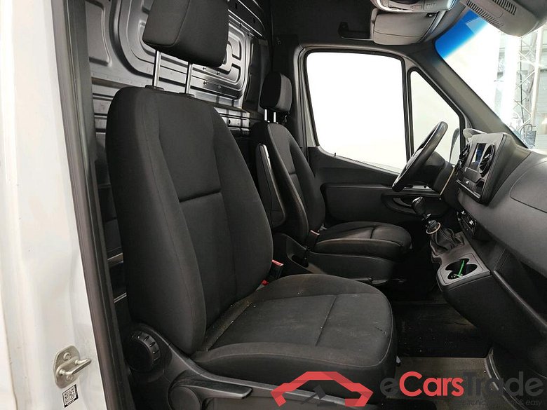 Mercedes-Benz Sprinter 311CDI L2H2 RWD 3.5 Functional VI 4d #3