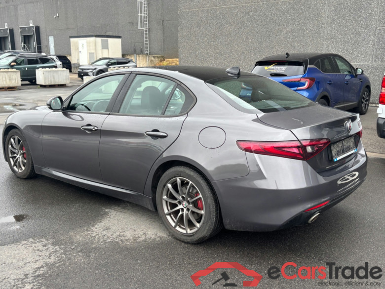 Alfa Romeo Giulia 2.2 JTDm Aut. Pano LED-Xenon 1/2 Leather KeylessGo Klima PDC ... #4