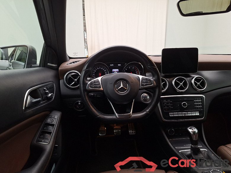Mercedes, GLA FL'17, Mercedes-Benz GLA GLA 200 5d #5