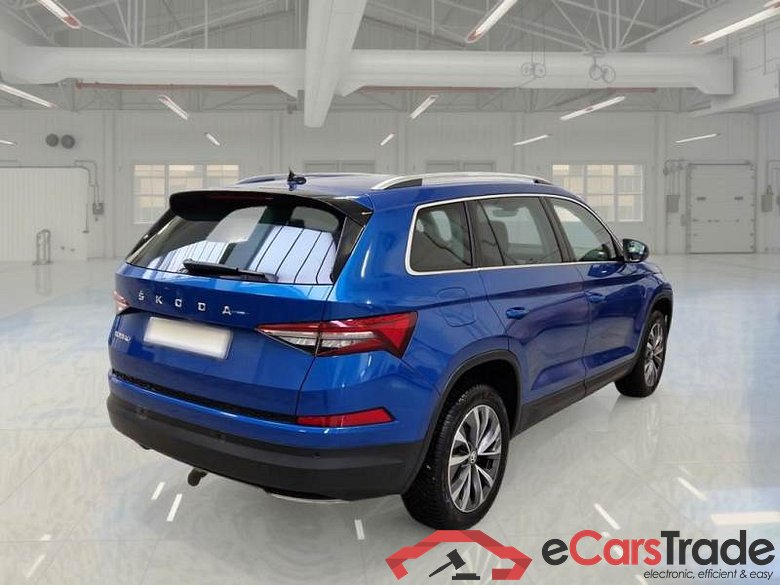 SKODA KODIAQ / 2021 / 5P / SUV 2.0 TDI 110KW STYLE DSG 7P #2