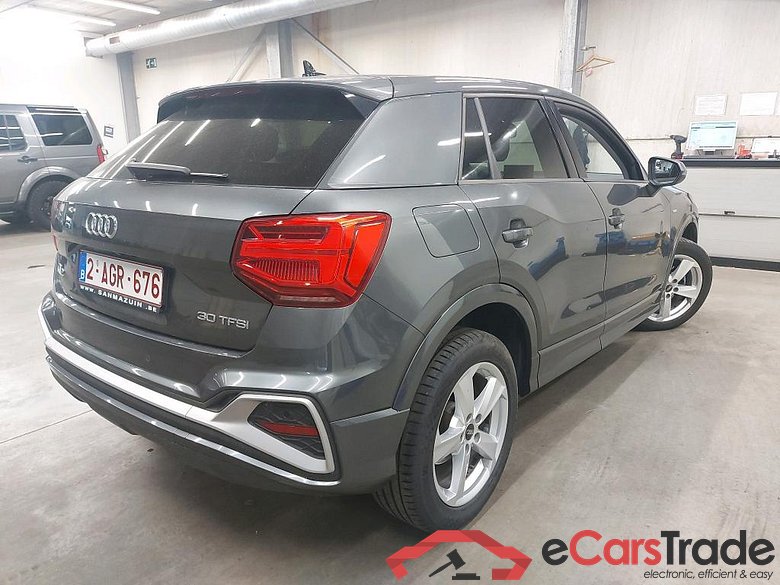AUDI - AUD Q2 TFSI 110PK S Line Pack Platinum * PETROL * #2