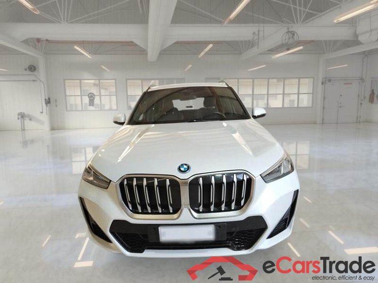 BMW X1 / 2022 / 5P / SUV XDRIVE 25E MSPORT DCT #6