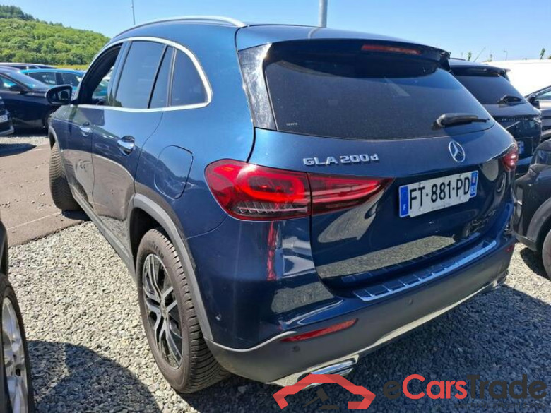 Mercedes GLA 200d Aut. Pano LED-MultiBeam Widescreen Burmester Ambient Navi 1/2 Sport-Leather KeylessGo Camera Klima PDC ... #4