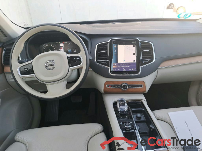 VOLVO XC90 2.0 T8 AWD Recharge Inscription Auto 7 PLAZAS / 2019 / 5P / 455 CV #3