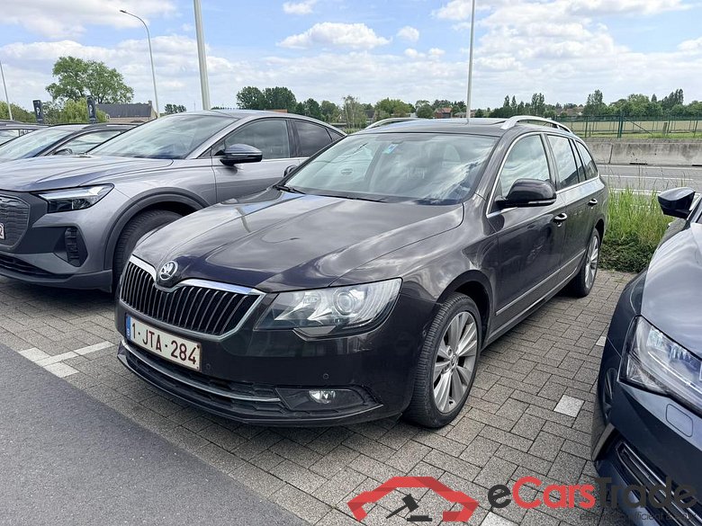 SKODA Superb Combi Superb Combi Elegance 1,6 TDI 77 kW 6-speed mech.