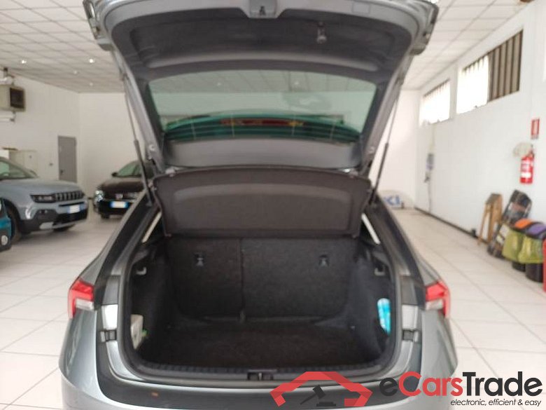 SKODA SCALA / 2023 / 5P / BERLINA 1.5 TSI 110KW STYLE #5