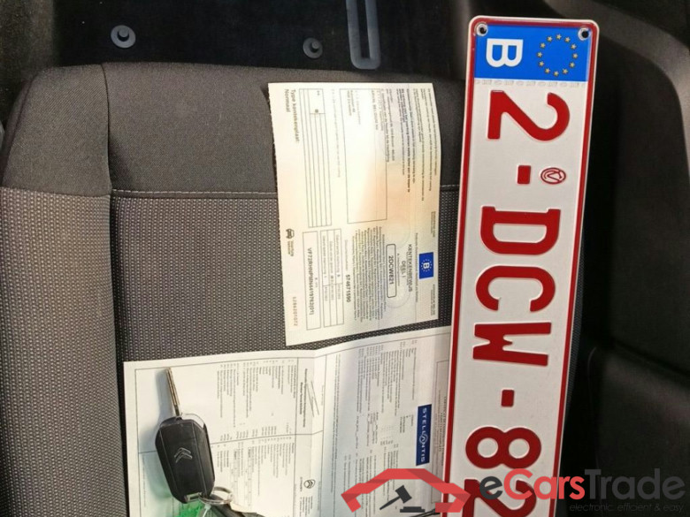 Citroën C3 Aircross 1.2 PureTech 110 S&S MAN6 Feel 5d #4