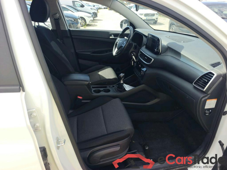 HYUNDAI Tucson / 2018 / 5P / todoterreno 1.6 CRDI 85kW (116CV) 48V SLE 4X2(SP)(SL) #6