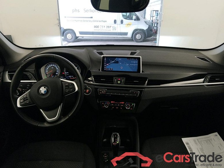 BMW X1 / 2019 / 5P / todoterreno sDrive18dA Corporate #3