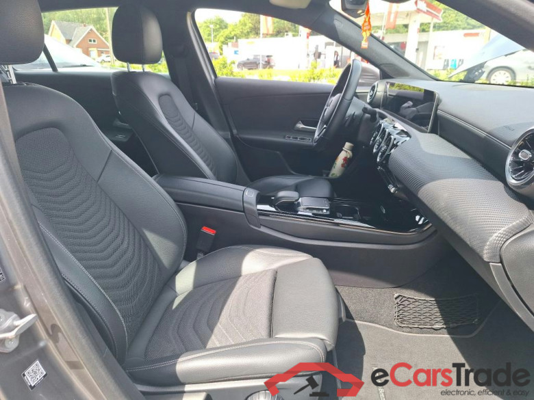 MERCEDES - MER A 180 d 116PK 7G-DCT Business Solution #3