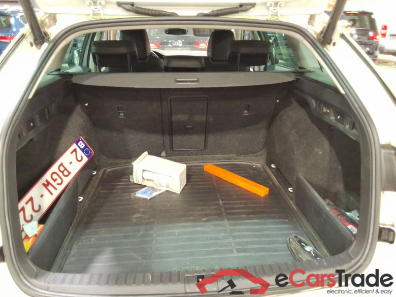 SKODA OCTAVIA COMBI 2.0 CRTDI 85KW CLEVER+ #3