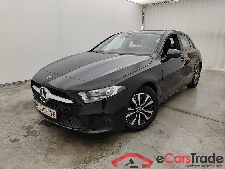 Mercedes-Benz A-Klasse A 180 Business Solution Essential 5d