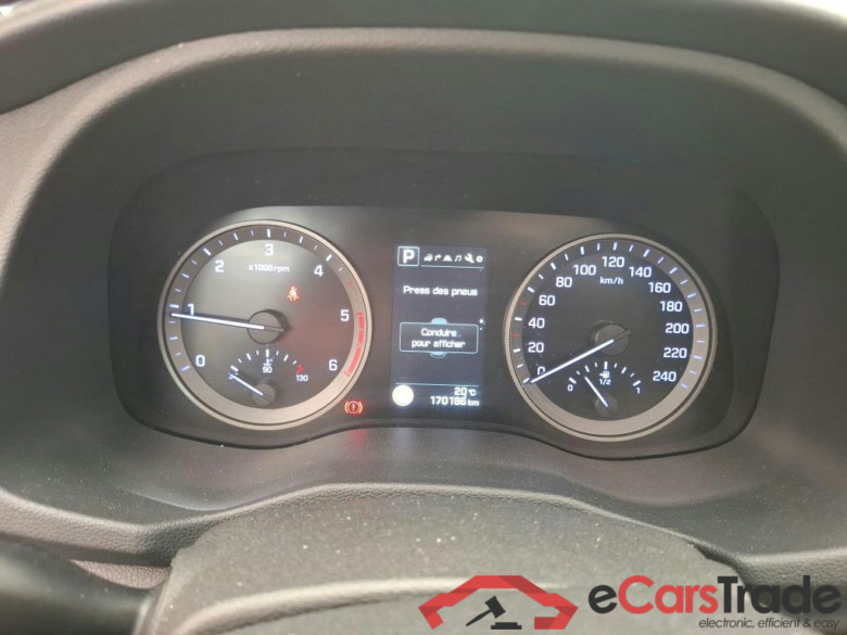 Tucson Executive 2WD 1.7 CRDi 140CV BVA7 E6 #6