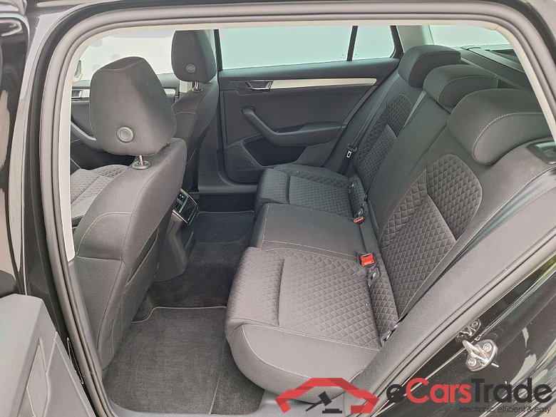 Skoda, Superb C FL'19 PHEV, Skoda Superb Combi 1.4 TSI iV 160kW DSG6 Clever 5d #4