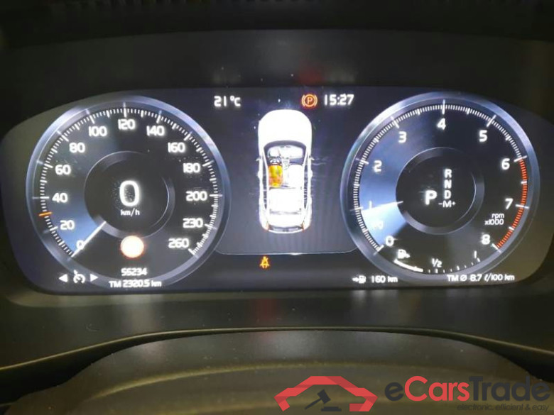 VOLVO XC40 / 2021 / 5P / SUV T2 AUTOMATICO CORE #4