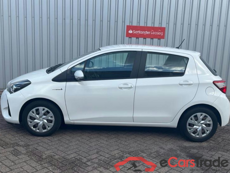 TOYOTA YARIS 1.5vvti hybrid active 74kW cvt aut #2