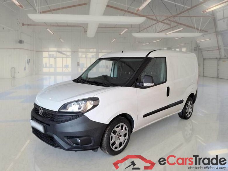 FIAT DOBLÒ CARGO / 2014 / 4P / VETT. FURGONATA CH1 LOUNGE 1.6 MJET 105CV E6D SeS
