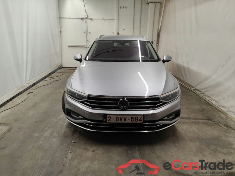 Volkswagen Passat Variant 2.0 TDI SCR 110kW DSG7 Elegance Business 5d #5