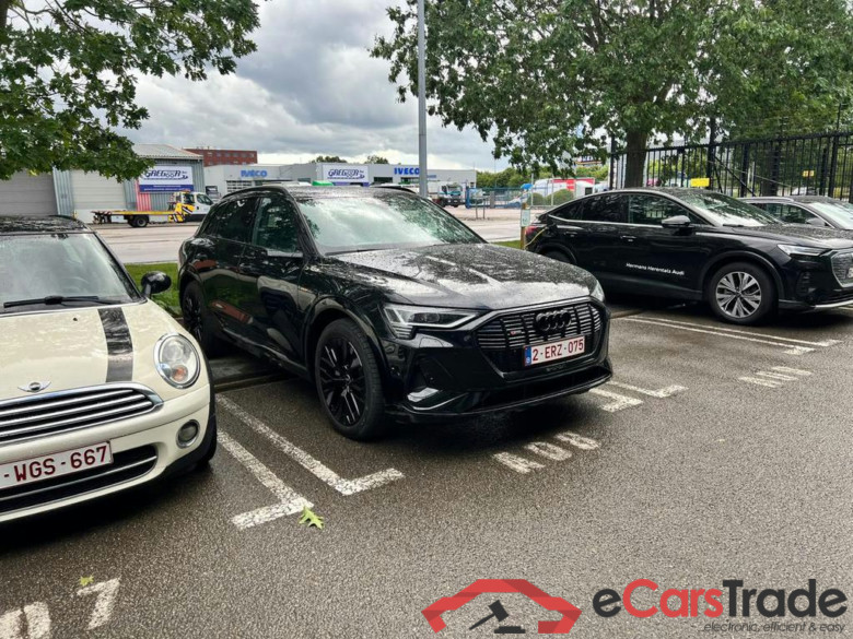 AUDI e-tron 71 kWh 50 Quattro S line #2