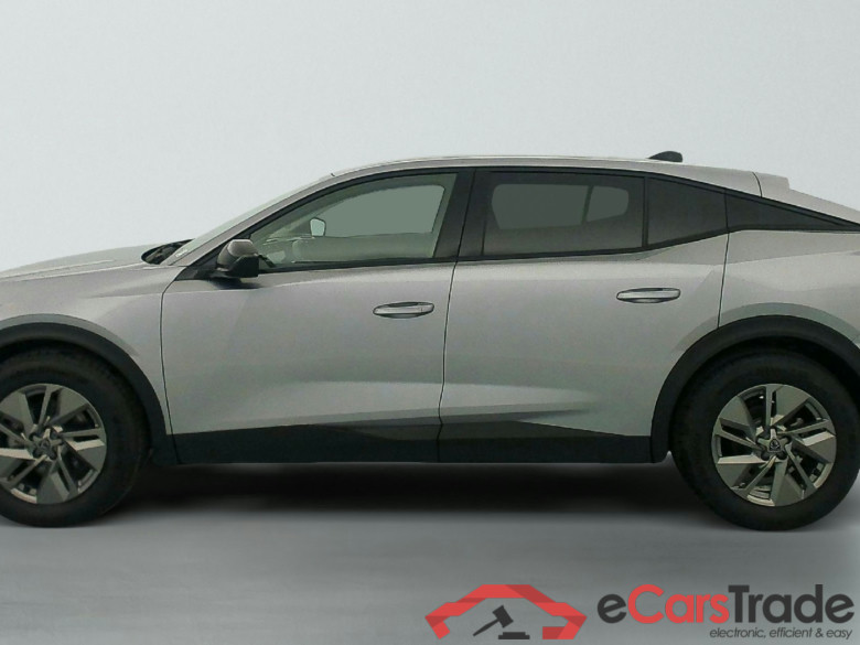 Peugeot 408 Hybrid 136 e-DCS6 Allure #4