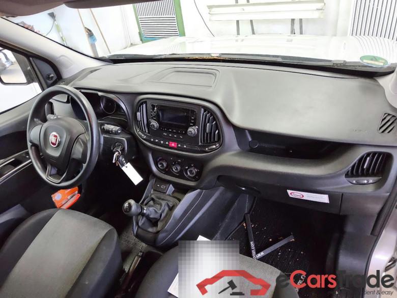 Doblo Cargo / Pritsche SX Maxi Kasten 1.4 70KW MT5 E6 #3