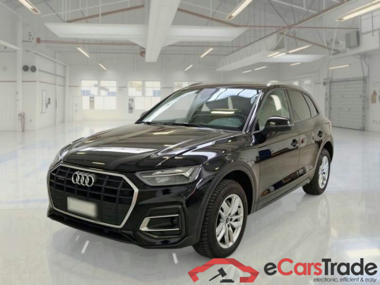 AUDI Q5 / 2020 / 5P / SUV 40 TDI BUSINESS QUATTRO S TRONIC #1