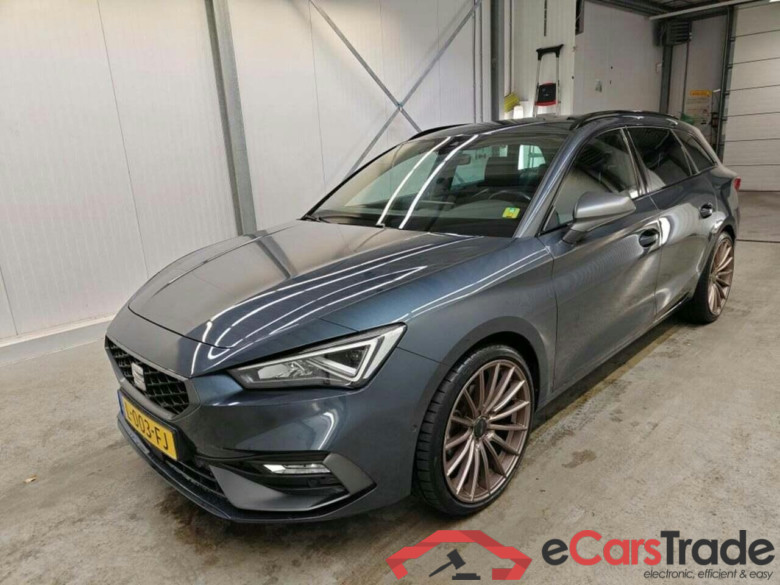 SEAT Leon Sportstourer 1.5 TSI FR Launch Ed #1