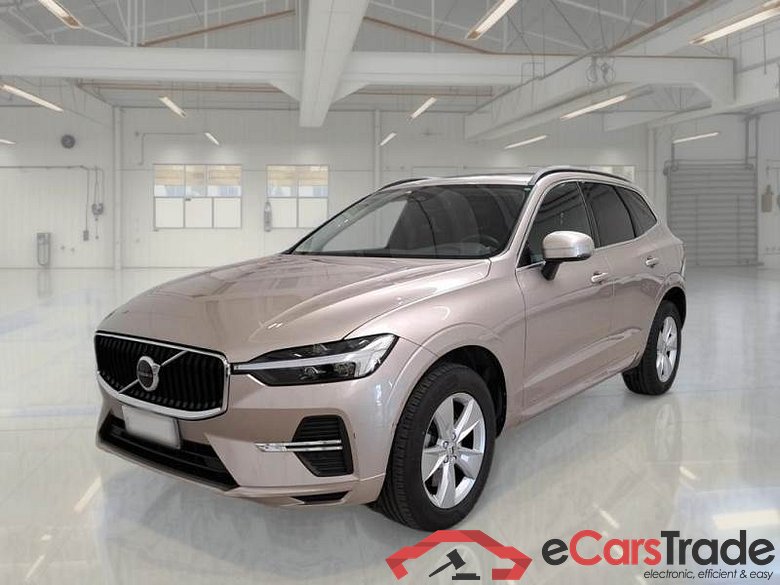 VOLVO XC60 / 2021 / 5P / SUV B4 D AWD AUTOMATICO CORE