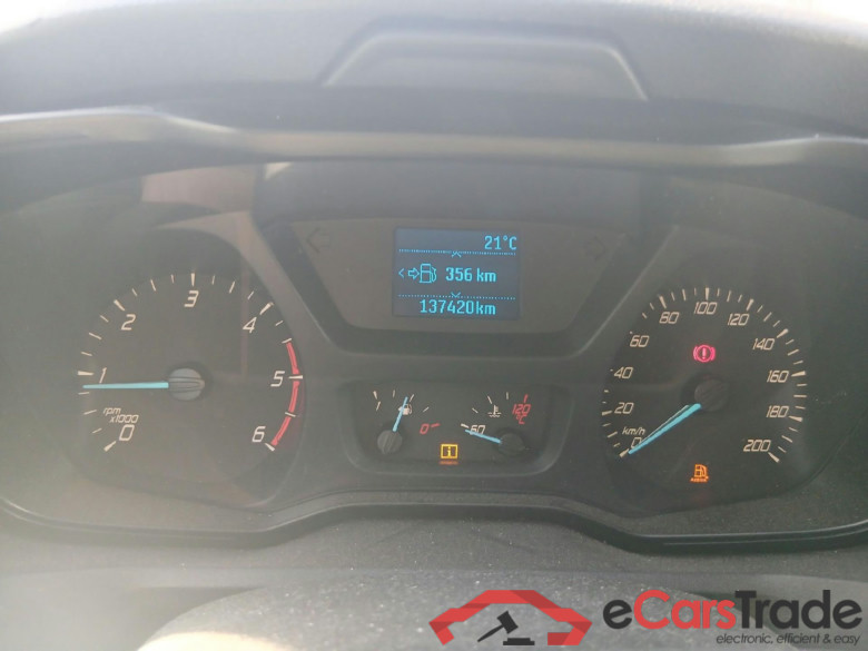 FORD TRANSIT VU 4p 6G furgón 350 96kW L3H2 Van Trend Delantera #4