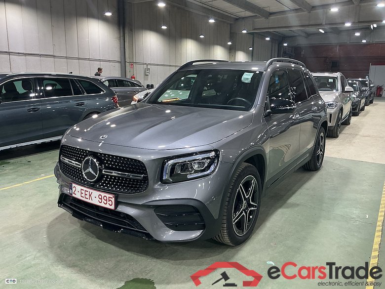MERCEDES-BENZ GLB 2.0 GLB 200 D AMG LINE DCT