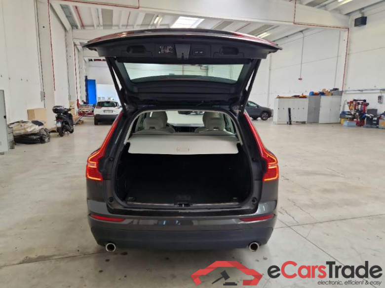 VOLVO XC60 / 2017 / 5P / SUV B4 D AWD GEARTR. BUSINESS PLUS #5