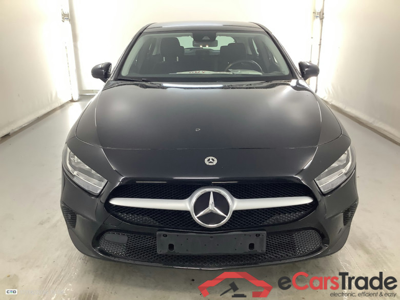 MERCEDES-BENZ A-CLASS 1.3 A 180 ESSENTIAL LINE DCT #2