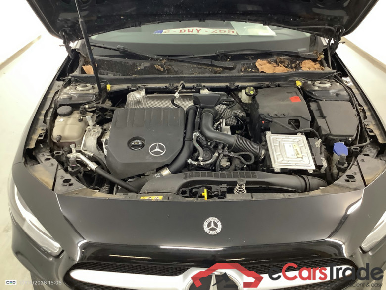 MERCEDES-BENZ A-CLASS 1.3 A 180 ESSENTIAL LINE DCT #6