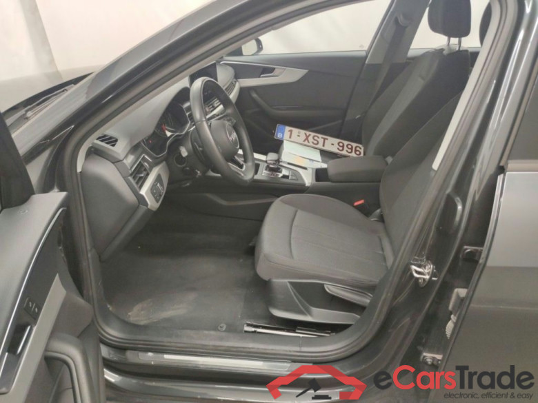Audi A4 Avant 2.0 30 TDi 100kW S tronic Business Ed 5d #3