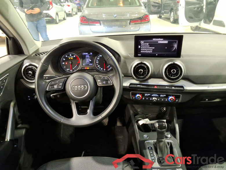 AUDI Q2 1.5 35 TFSI S TRONIC S LINE BUSINESS ED #6