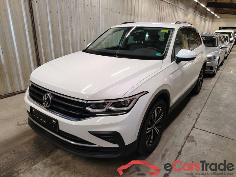 Tiguan Life 4Motion 2.0 TDI 110KW AT7 E6d #1